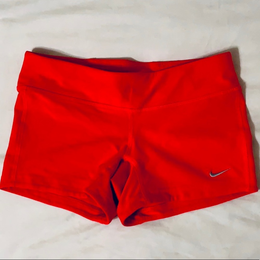 NIKE FITTED RUN SHORTS SZ. SMALL